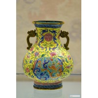 Vază din porțelan, decor floral pictat manual