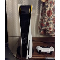 PlayStation 5 + controller, stare impecabilă
